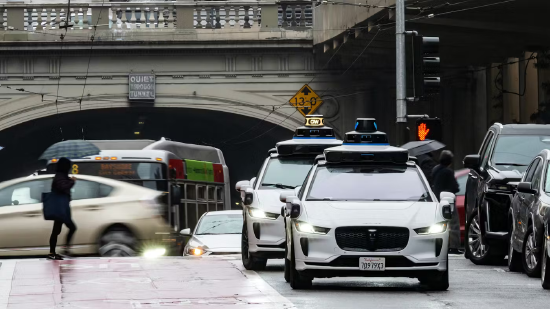 Waymo千亿估值背后的长期布局